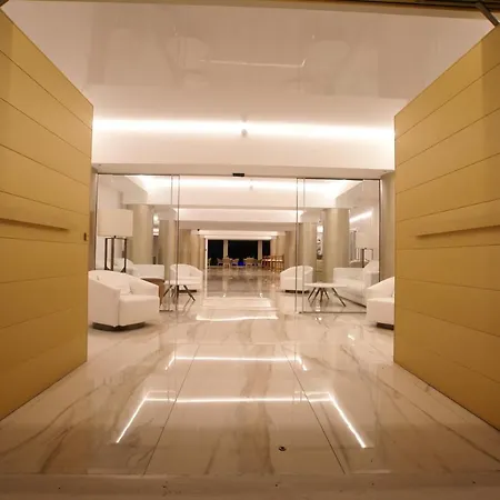 Dionysos Luxury Mykonos 4* 오르노스