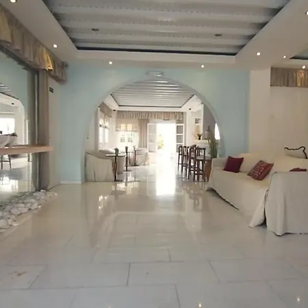 Dionysos Luxury Mykonos 호텔